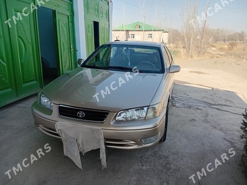 Toyota Camry 2001 - 140 000 TMT - Дашогуз - img 2