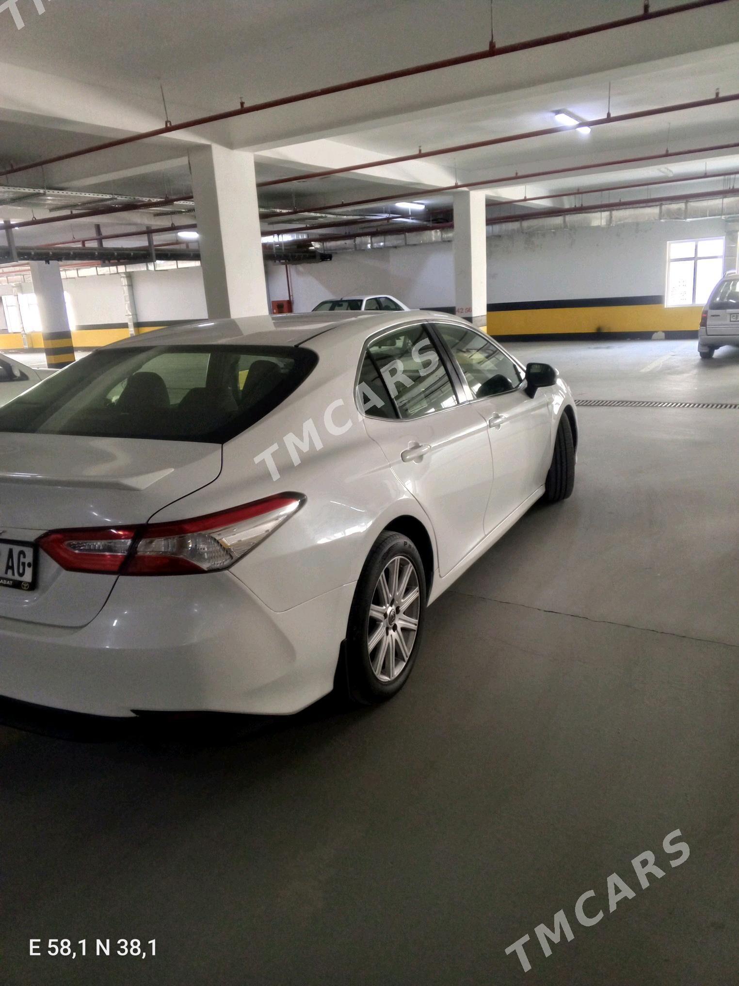 Toyota Camry 2019 - 235 000 TMT - Aşgabat - img 4