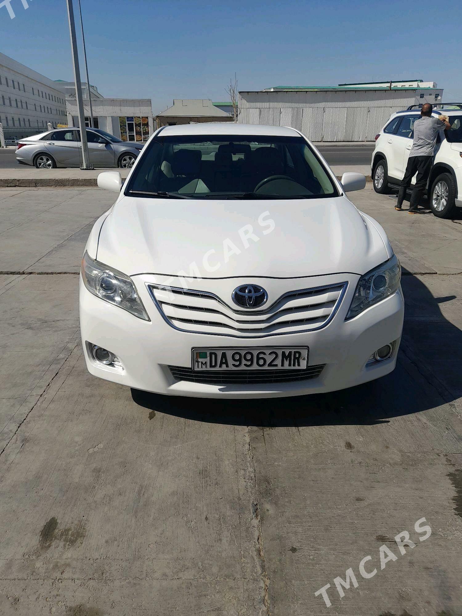 Toyota Camry 2011 - 195 000 TMT - Мары - img 2