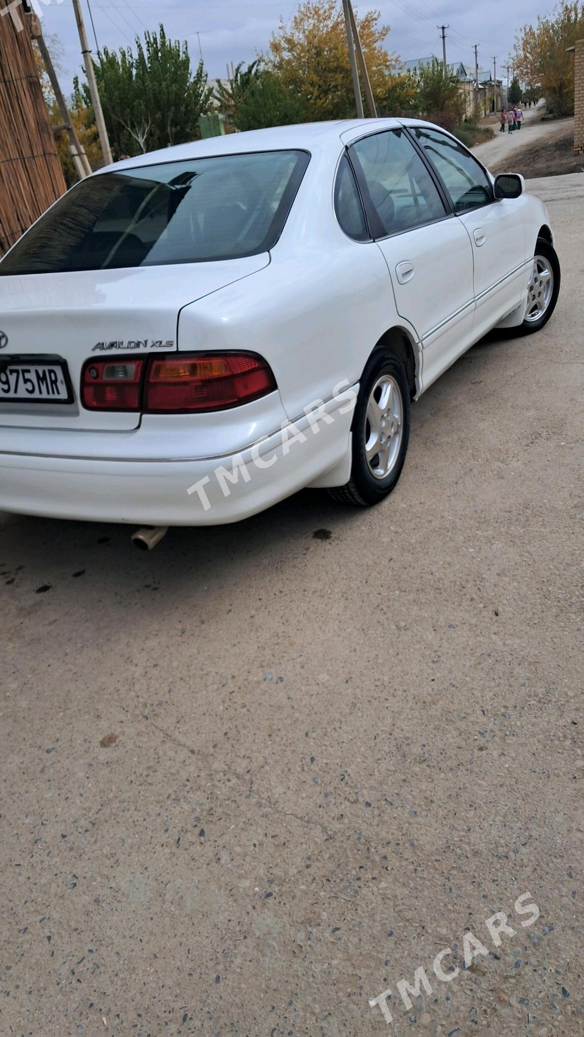 Toyota Avalon 1999 - 125 000 TMT - Мары - img 10