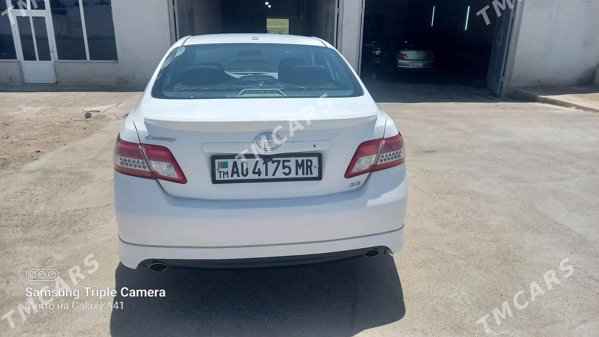 Toyota Camry 2011 - 155 000 TMT - Байрамали - img 3