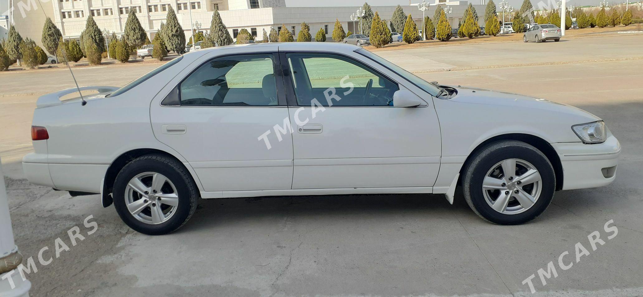 Toyota Camry 2001 - 127 000 TMT - Daşoguz - img 4