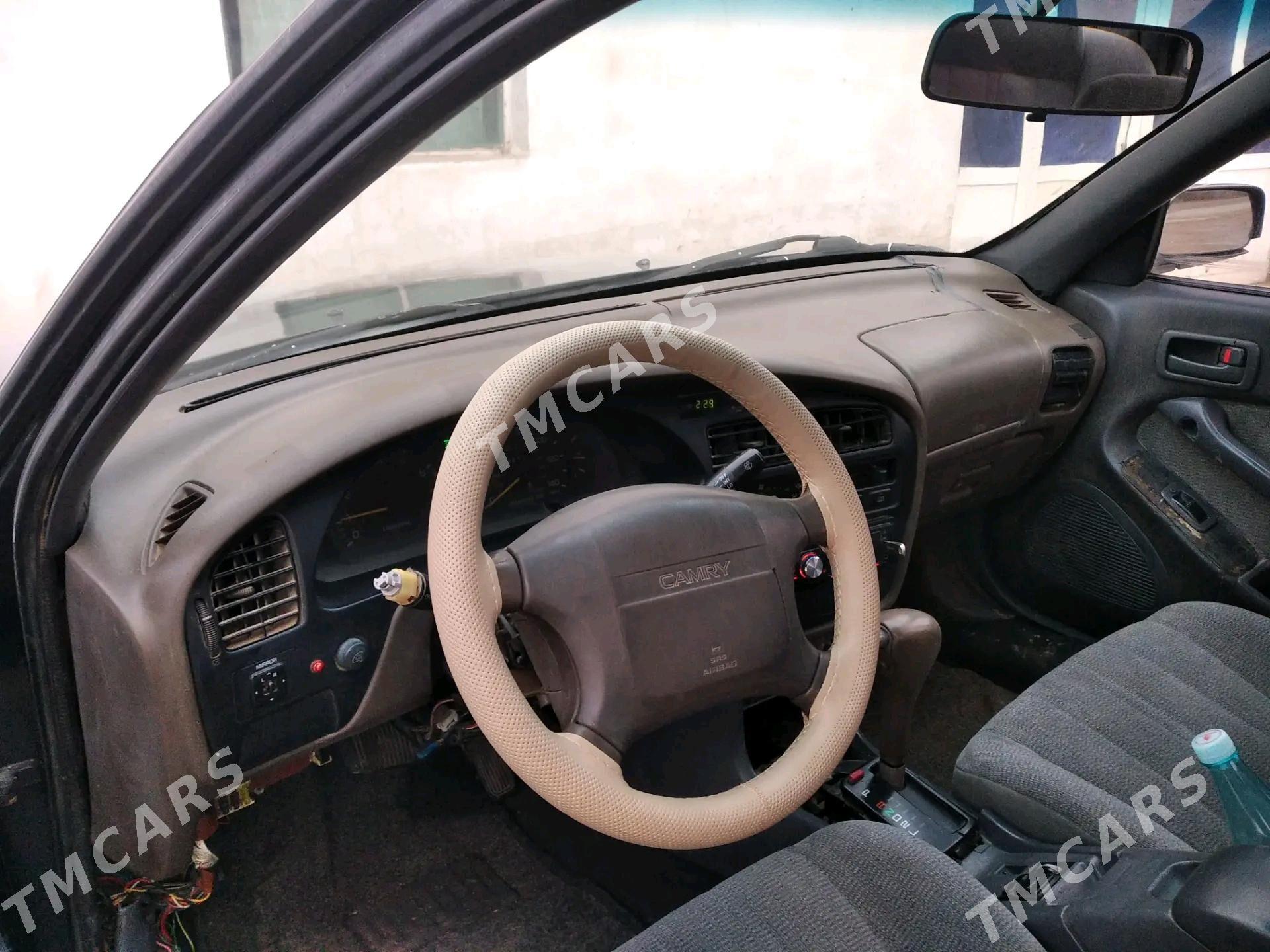 Toyota Camry 1991 - 40 000 TMT - Кёнеургенч - img 5