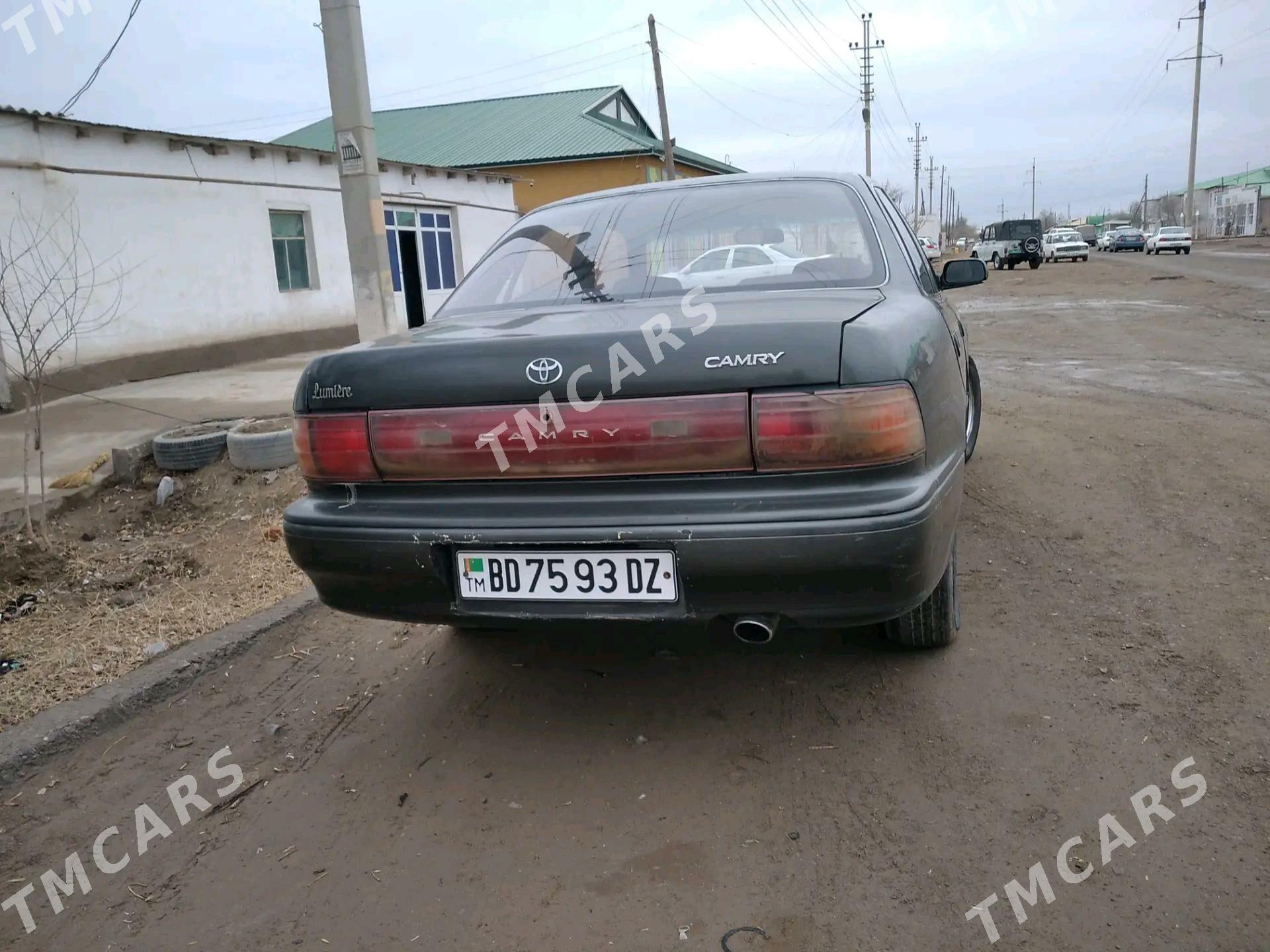 Toyota Camry 1991 - 40 000 TMT - Кёнеургенч - img 7