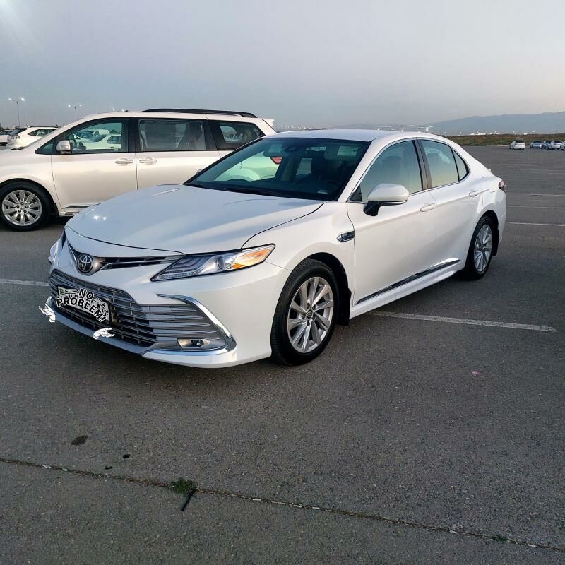 Toyota Camry 2021 - 332 000 TMT - Багир - img 2