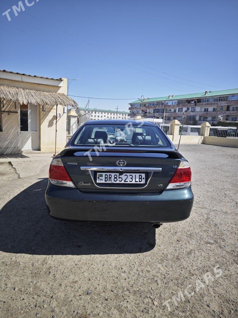 Toyota Camry 2005 - 175 000 TMT - Туркменабат - img 4