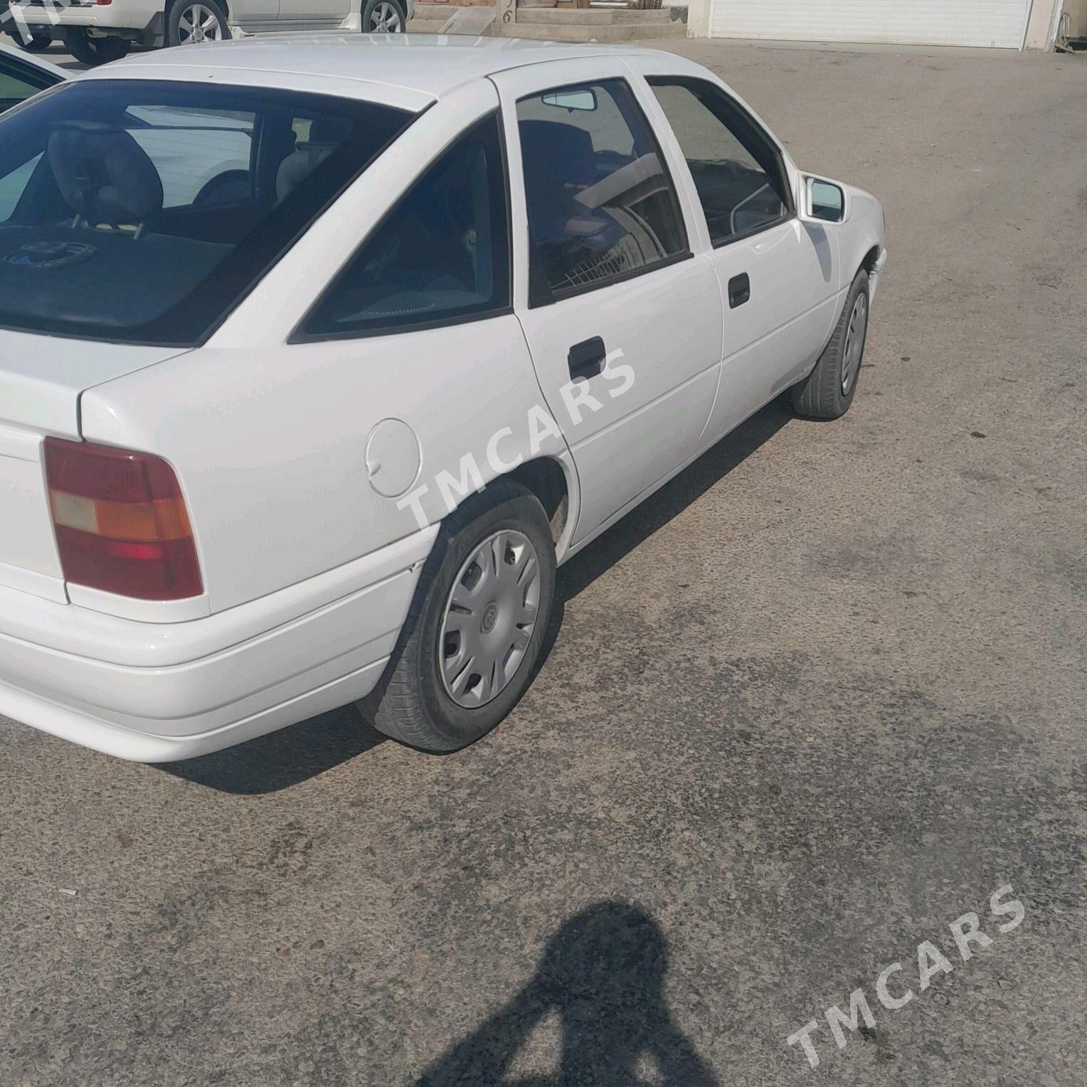 Opel Vectra 1992 - 31 000 TMT - Balkanabat - img 3