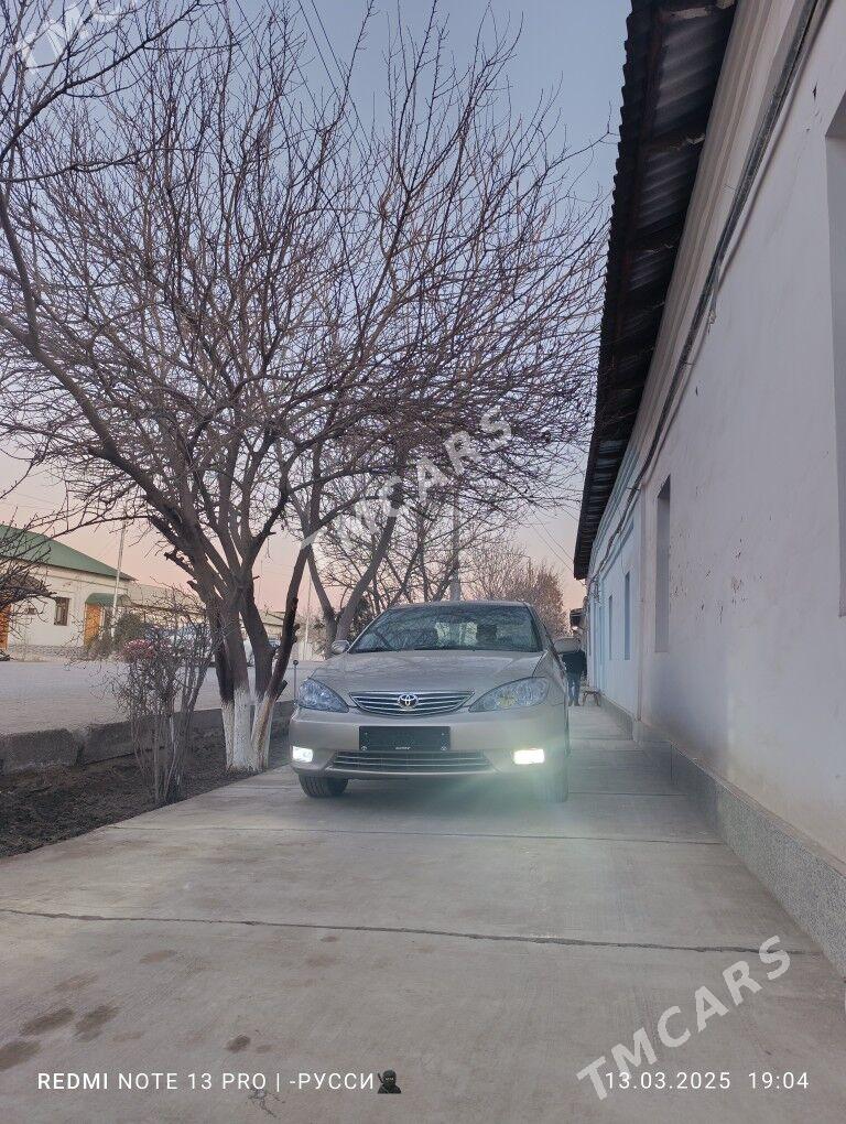 Toyota Camry 2004 - 172 000 TMT - Дашогуз - img 2