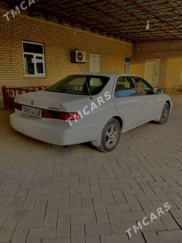 Toyota Camry 2001 - 115 000 TMT - Халач - img 3