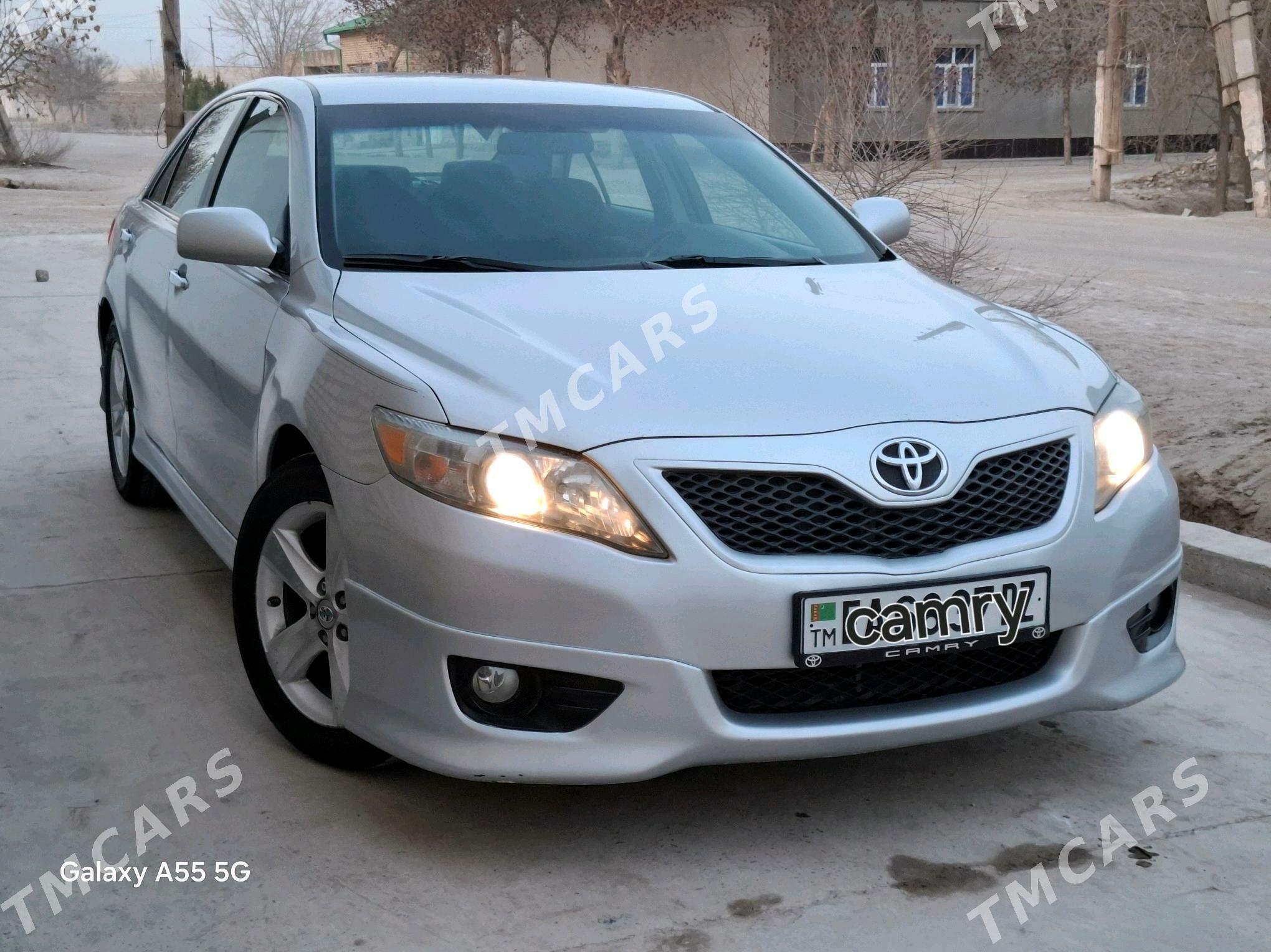 Toyota Camry 2010 - 195 000 TMT - Köneürgenç - img 2