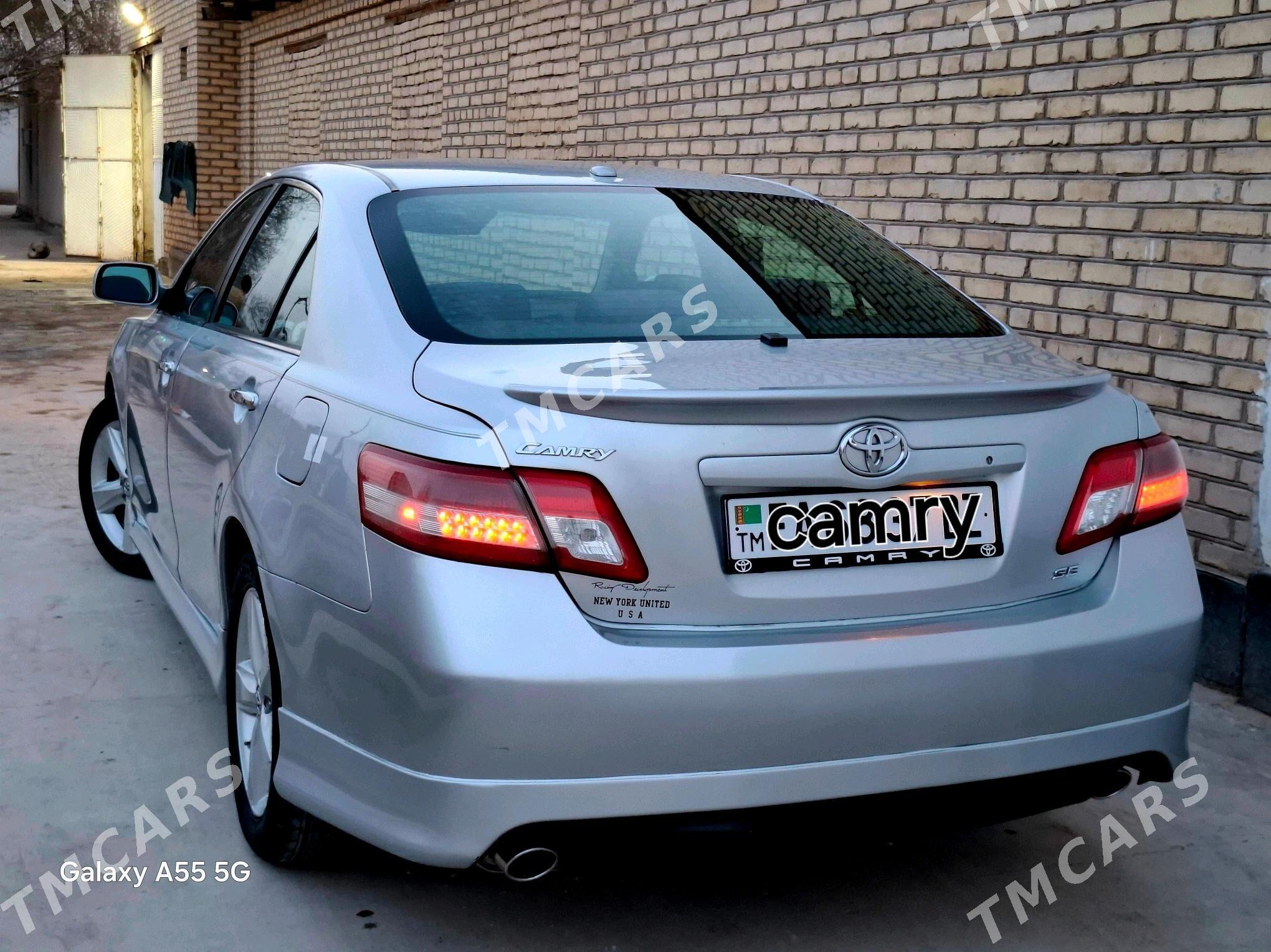 Toyota Camry 2010 - 195 000 TMT - Кёнеургенч - img 3