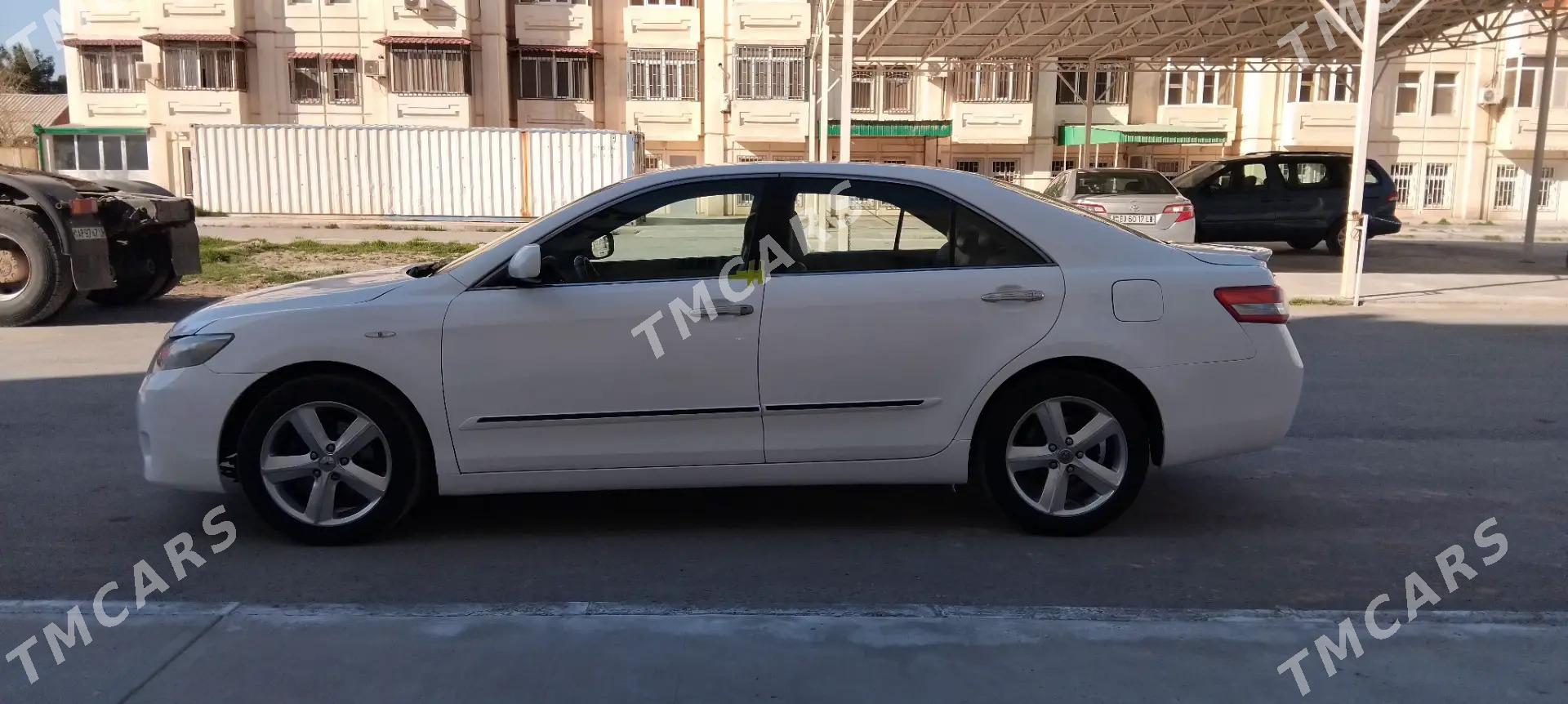 Toyota Camry 2010 - 130 000 TMT - Туркменабат - img 2