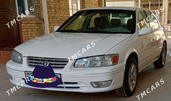 Toyota Camry 2001 - 130 000 TMT - Мары - img 5