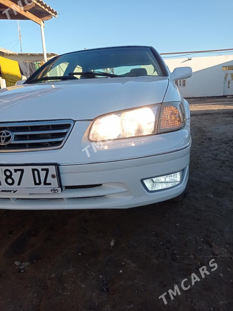 Toyota Camry 2000 - 115 000 TMT - Boldumsaz - img 4