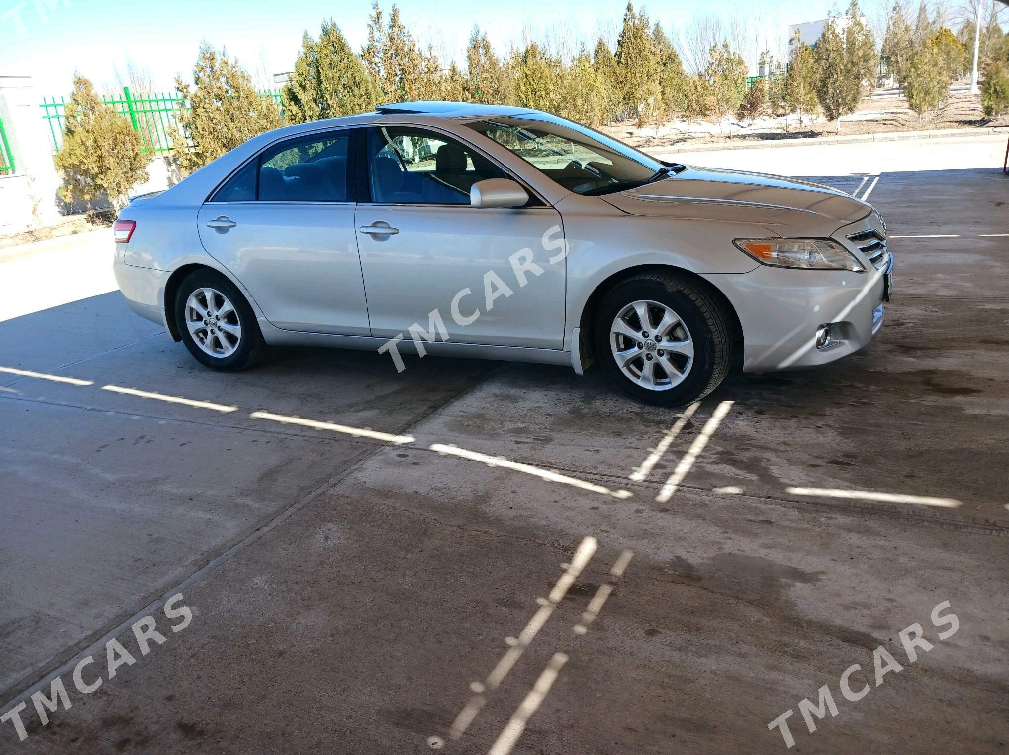 Toyota Camry 2011 - 235 000 TMT - Гурбансолтан Едже - img 8