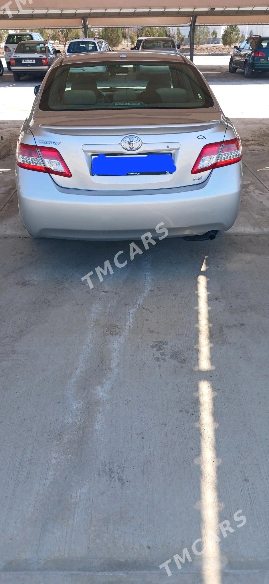 Toyota Camry 2011 - 235 000 TMT - Гурбансолтан Едже - img 4