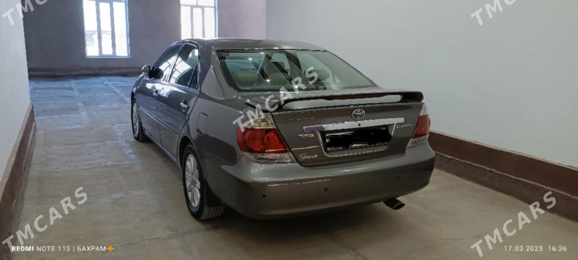 Toyota Camry 2005 - 200 000 TMT - Çärjew - img 9