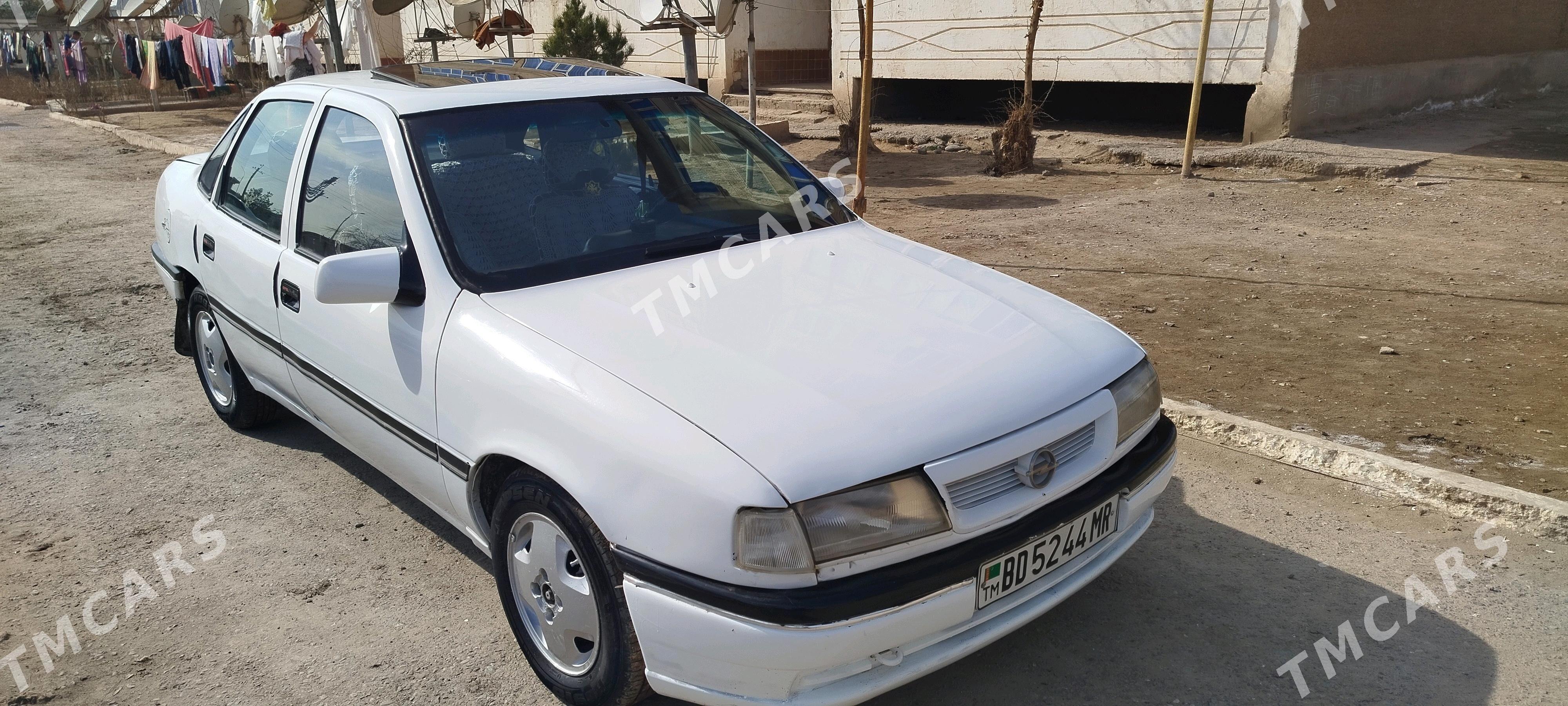 Opel Vectra 1990 - 30 000 TMT - Baýramaly - img 8