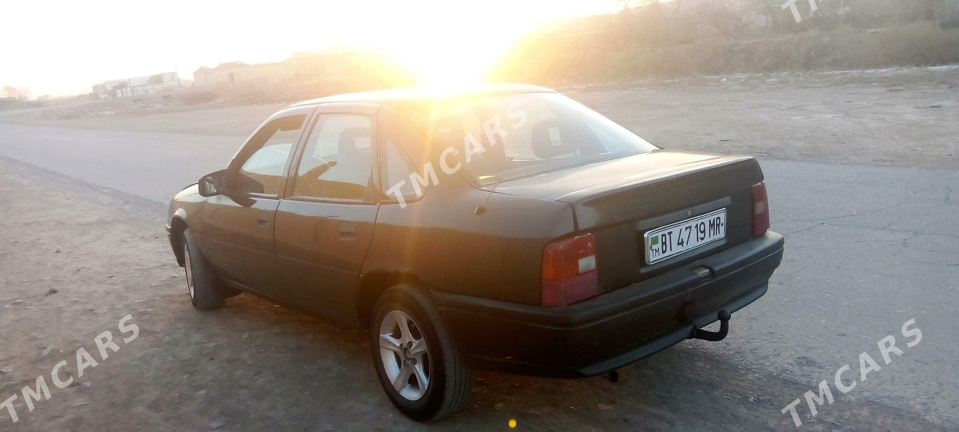 Opel Vectra 1991 - 18 000 TMT - Мары - img 4