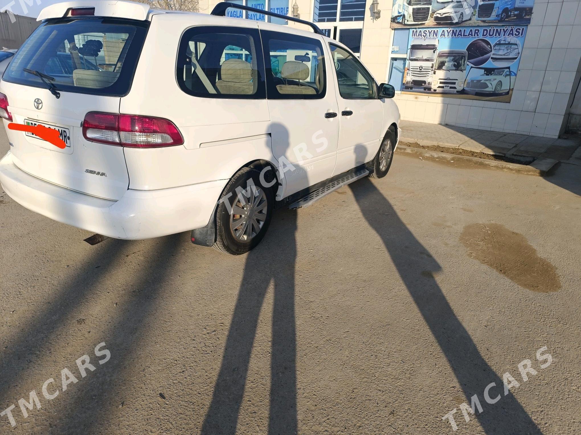 Toyota Sienna 1999 - 110 000 TMT - Мары - img 10