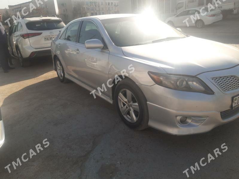 Toyota Camry 2010 - 170 000 TMT - Mary - img 3