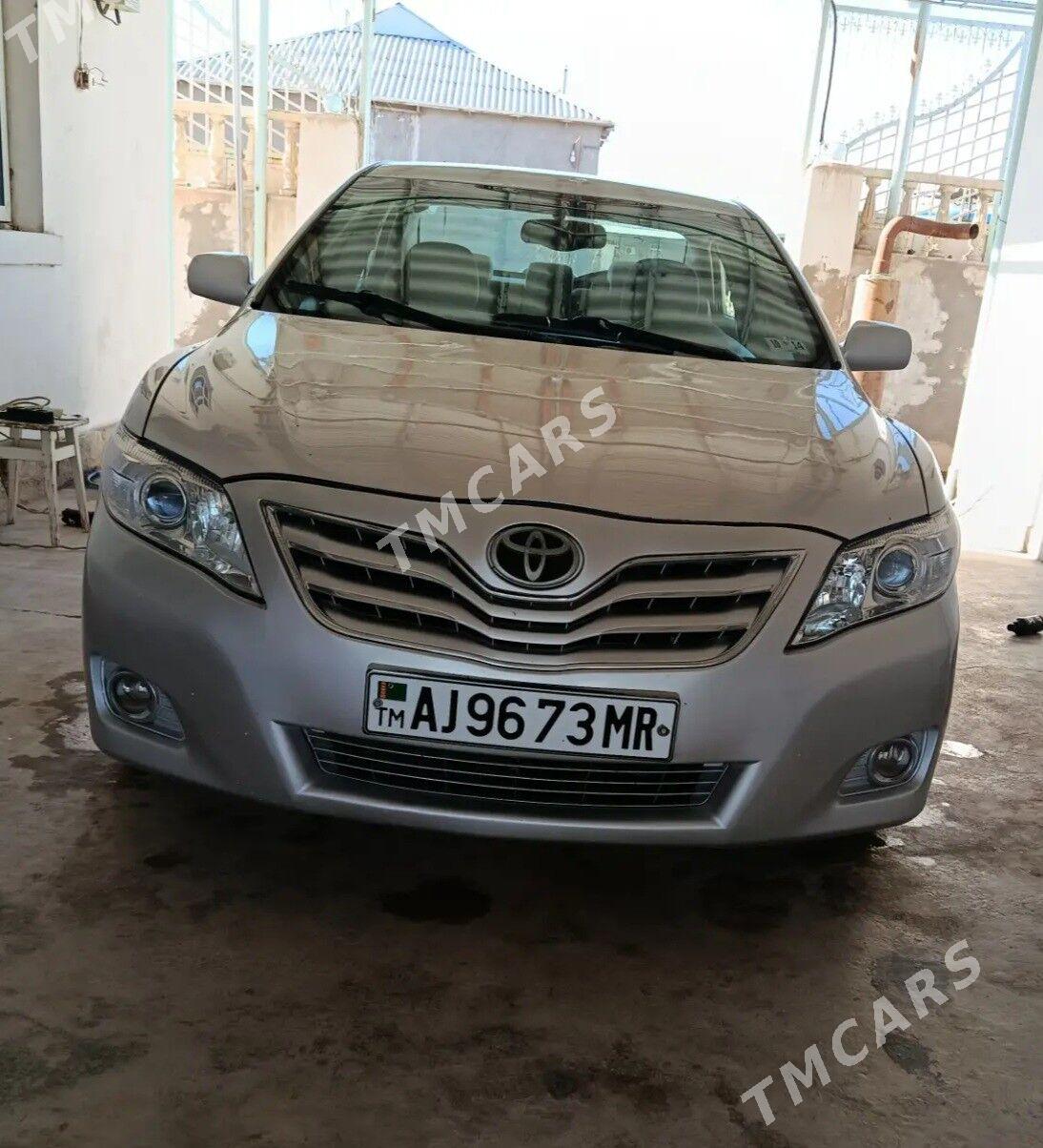 Toyota Camry 2011 - 170 000 TMT - Тагтабазар - img 4