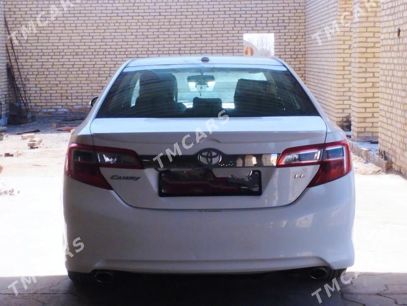 Toyota Camry 2012 - 210 000 TMT - Garabekewül - img 5