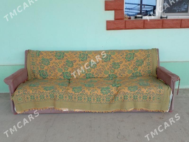 Ulanylan diwan - Aşgabat - img 2