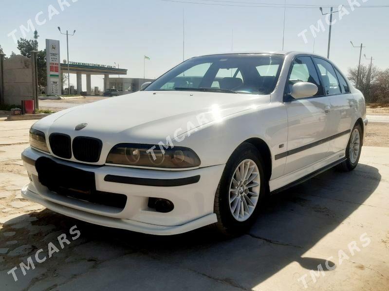 BMW E39 2002 - 140 000 TMT - Türkmengala - img 3