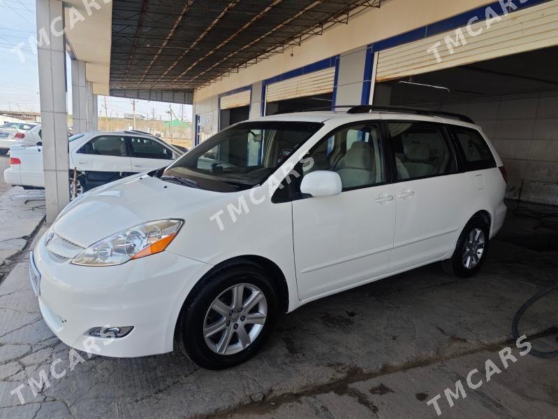 Toyota Sienna 2008 - 175 000 TMT - Мары - img 7