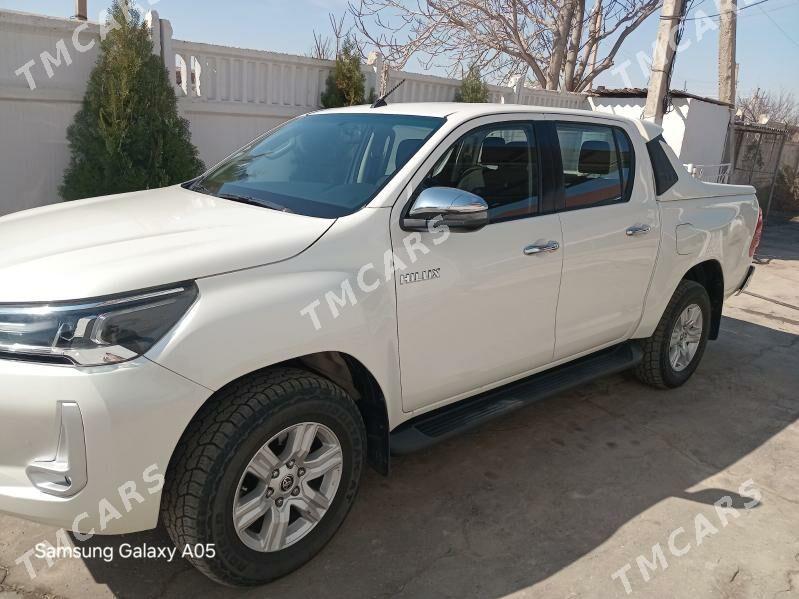 Toyota Hilux 2023 - 620 000 TMT - Дашогуз - img 2