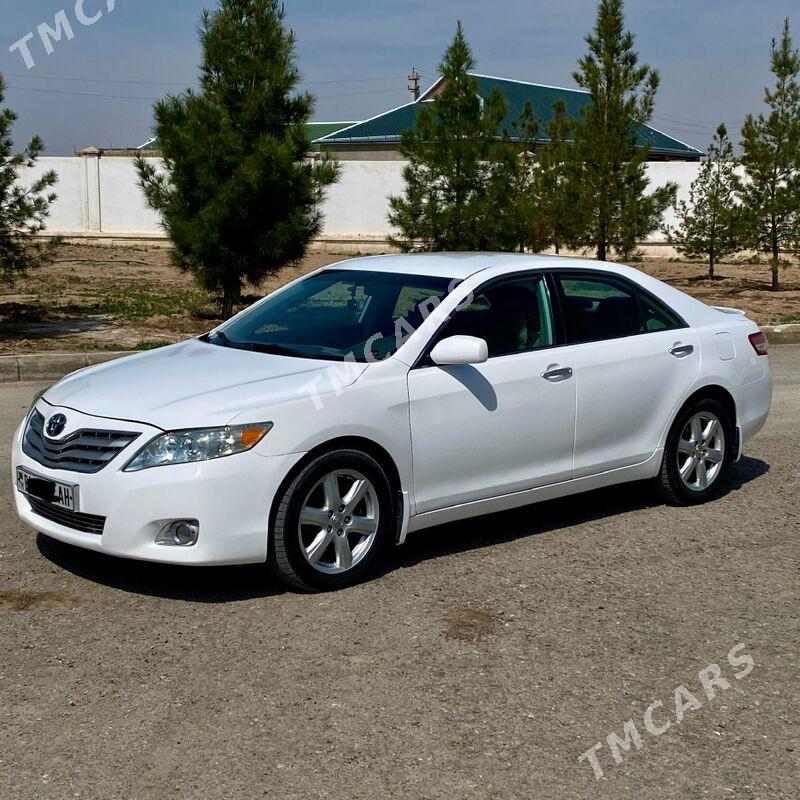 Toyota Camry 2010 - 195 000 TMT - Кака - img 3