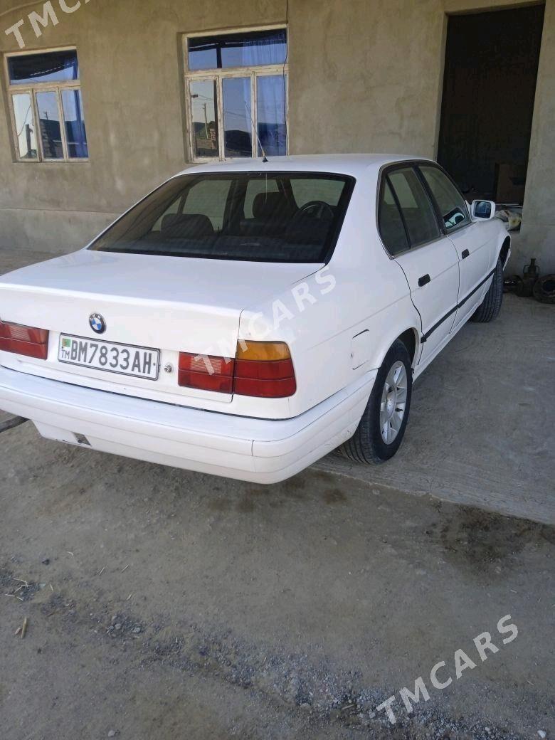 BMW 1 Series 1991 - 32 000 TMT - Ак-Бугдайский этрап - img 4