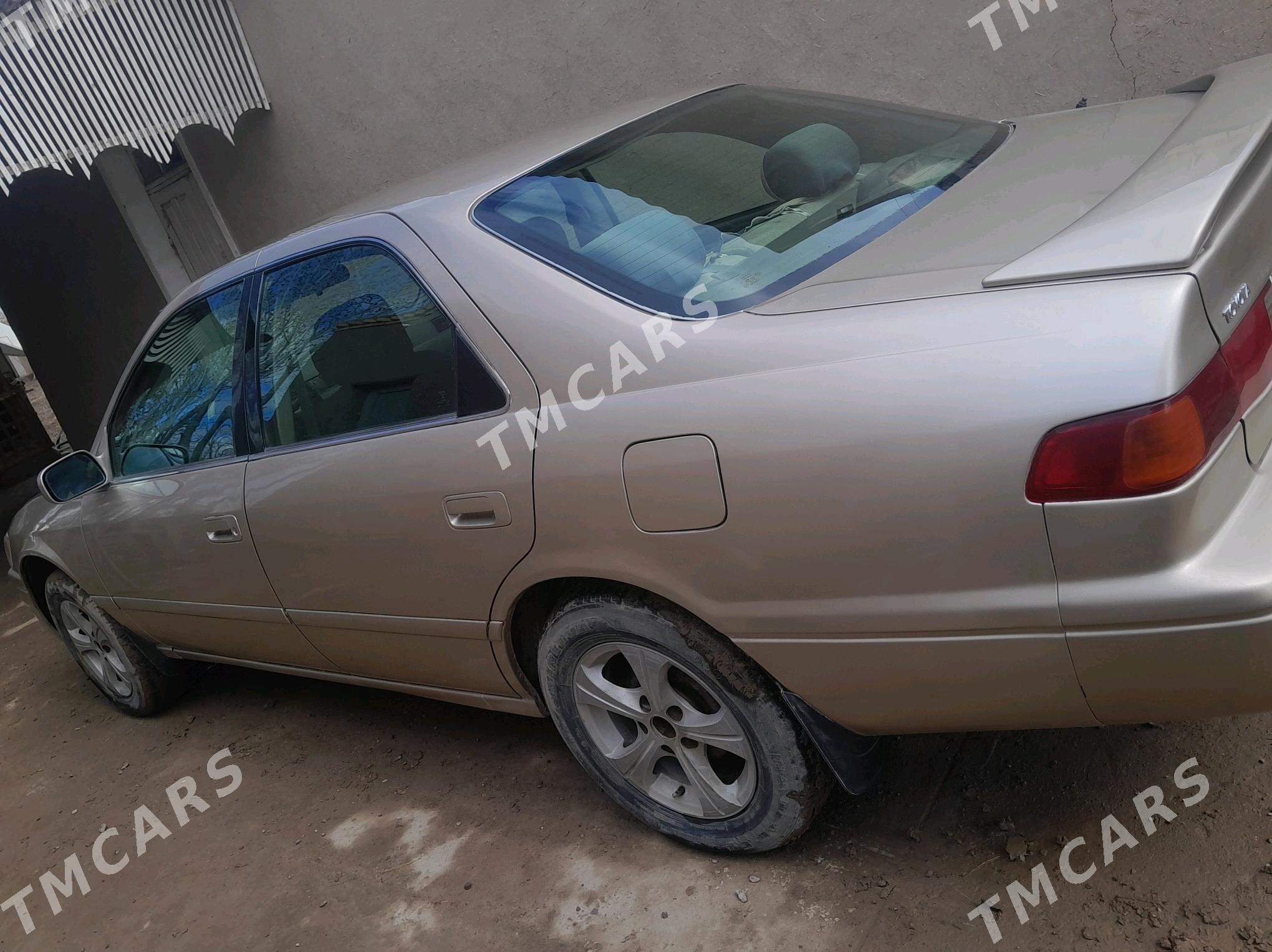 Toyota Camry 2001 - 130 000 TMT - етр. Туркменбаши - img 4