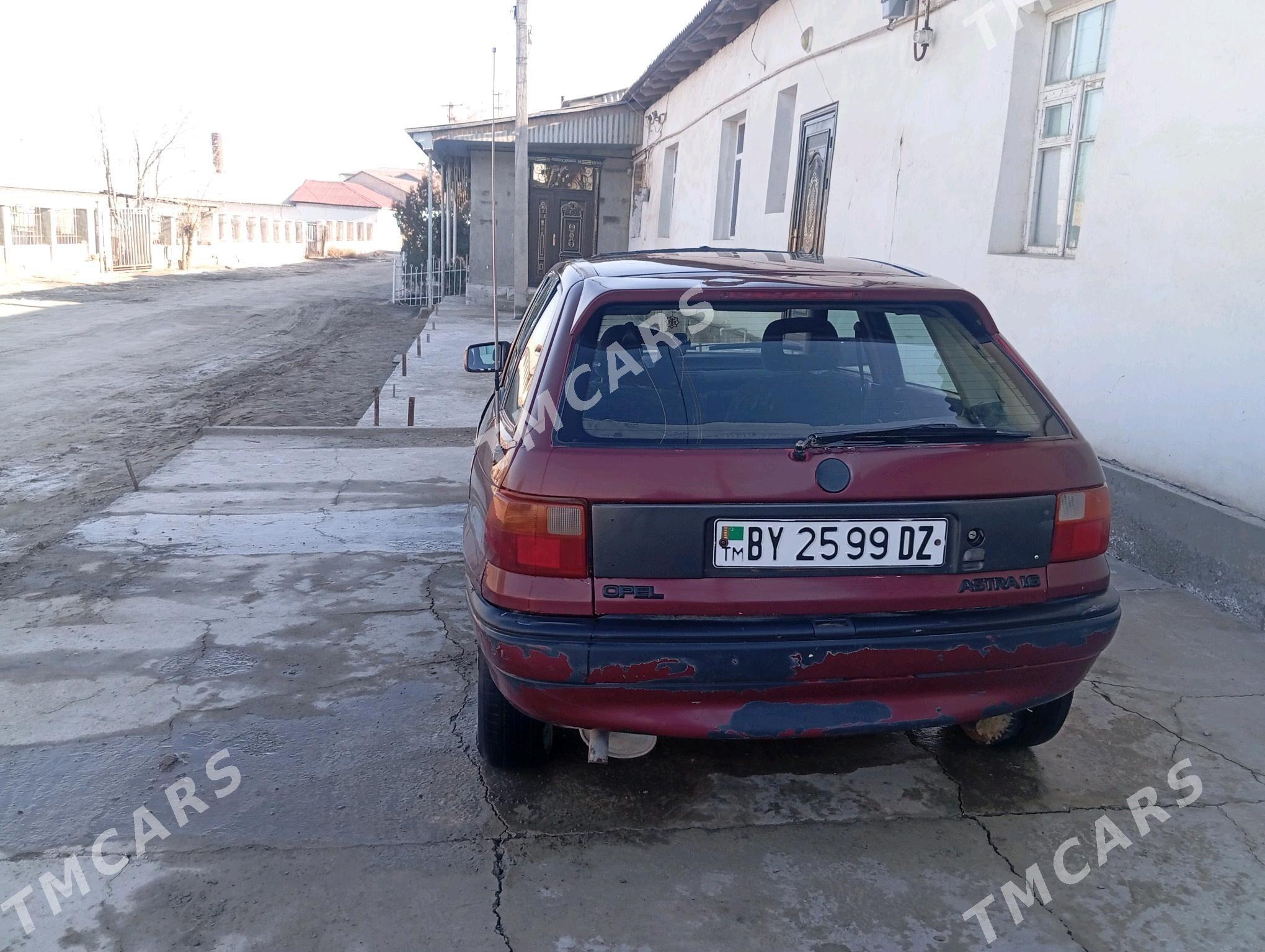 Opel Astra 1992 - 18 000 TMT - Köneürgenç - img 4