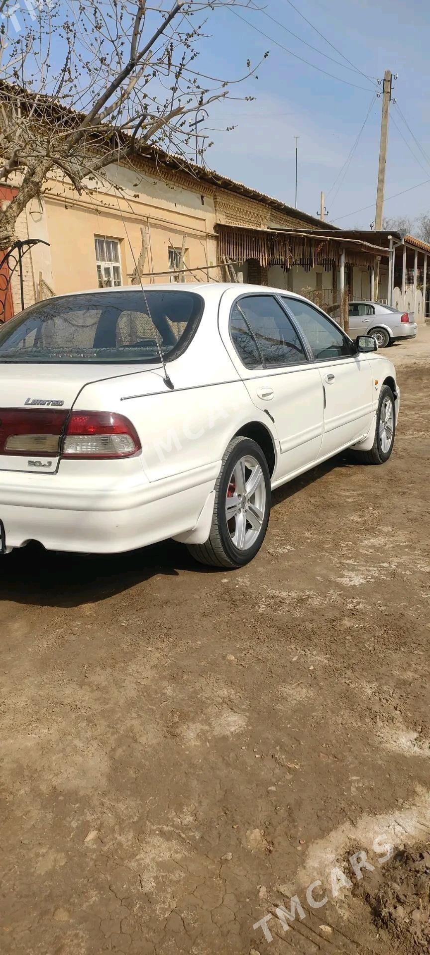 Nissan Maxima 1998 - 50 000 TMT - Гурбансолтан Едже - img 3