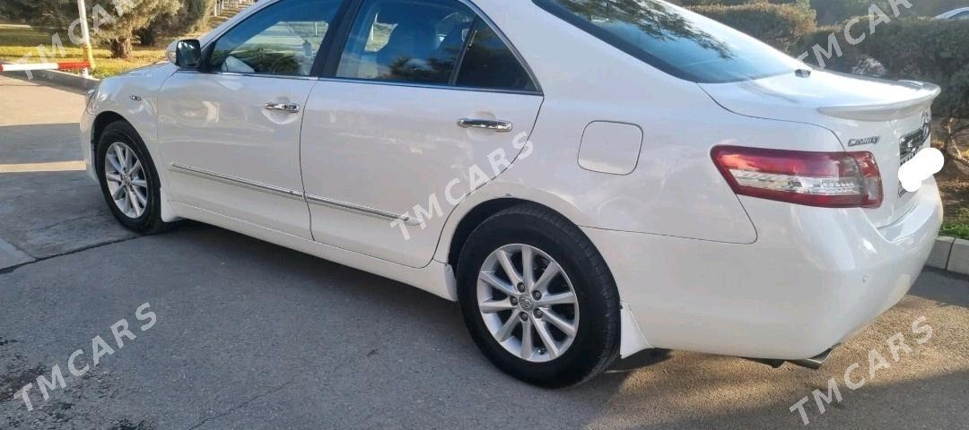 Toyota Camry 2010 - 220 000 TMT - Мары - img 3