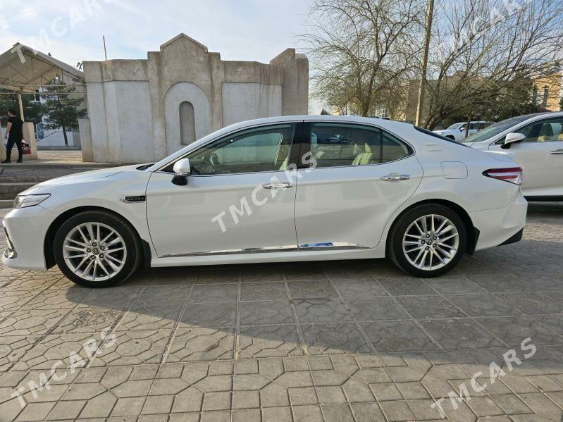 Toyota Camry 2019 - 430 000 TMT - Мары - img 6