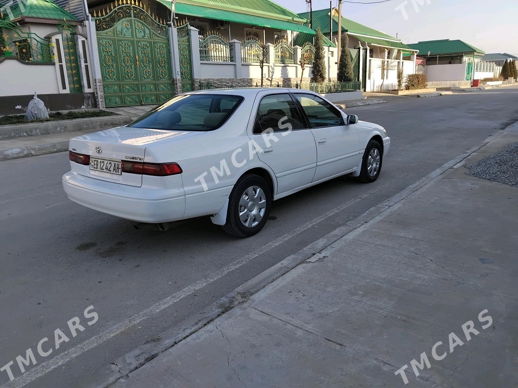 Toyota Camry 1999 - 110 000 TMT - Бабадайхан - img 2