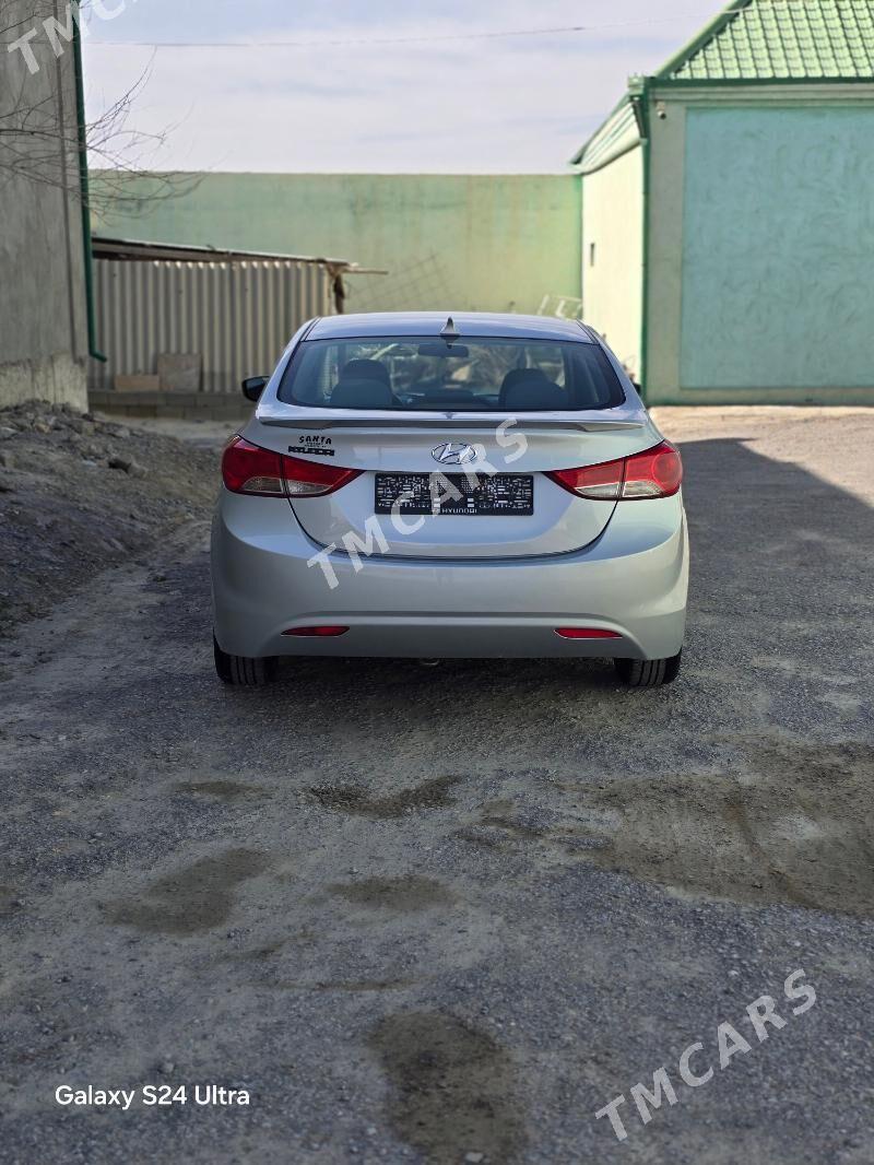 Hyundai Elantra 2011 - 131 000 TMT - Бахарден - img 4