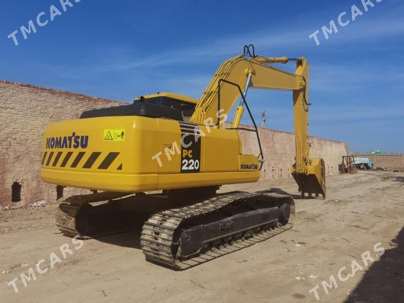 Komatsu PC210LC-11 2004 - 750 000 TMT - Мары - img 5