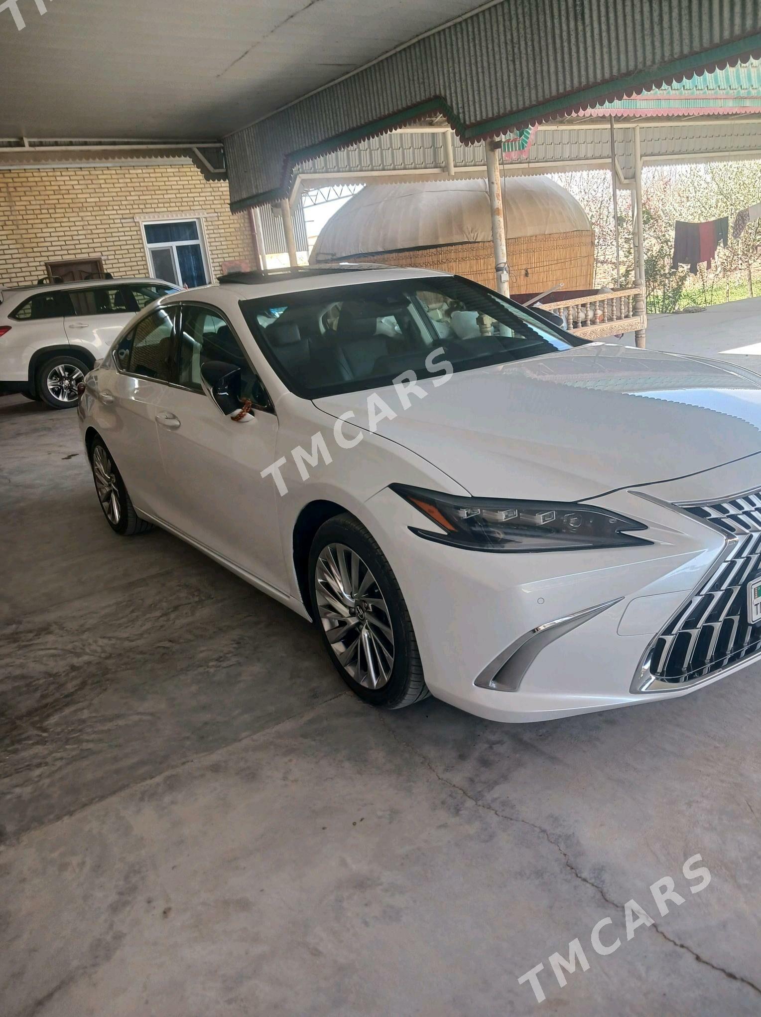 Lexus ES 350 2023 - 750 000 TMT - Мары - img 5