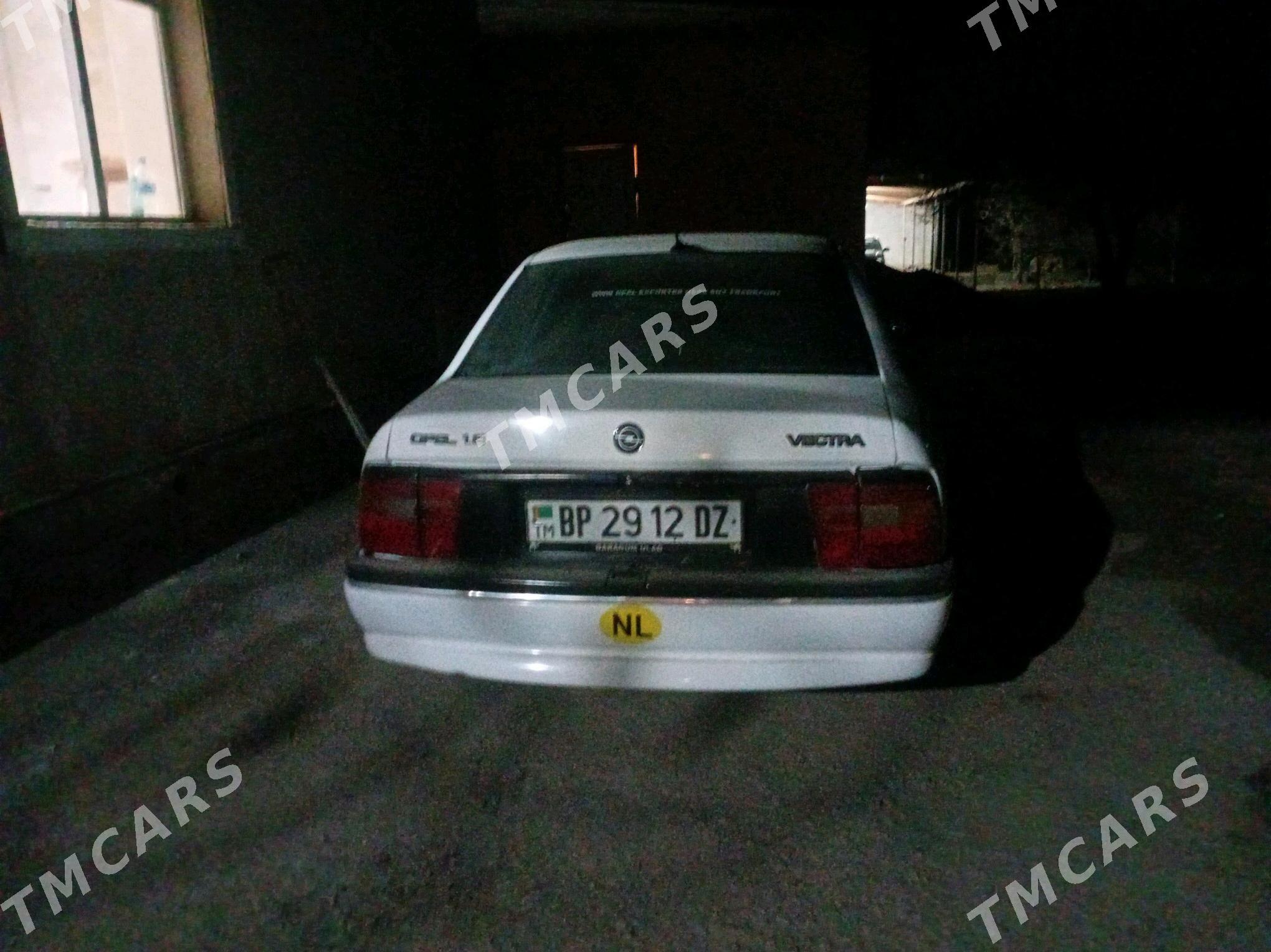 Opel Vectra 1995 - 30 000 TMT - Gubadag - img 3