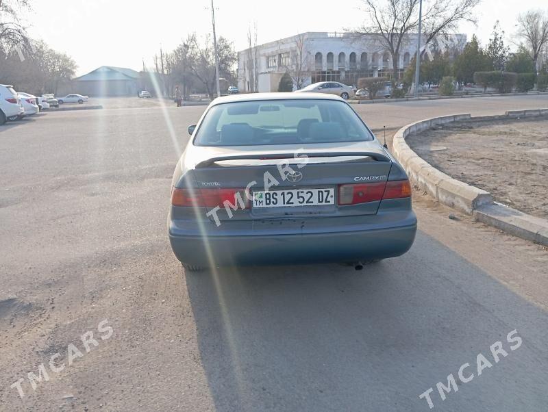 Toyota Camry 2001 - 119 000 TMT - Köneürgenç - img 2