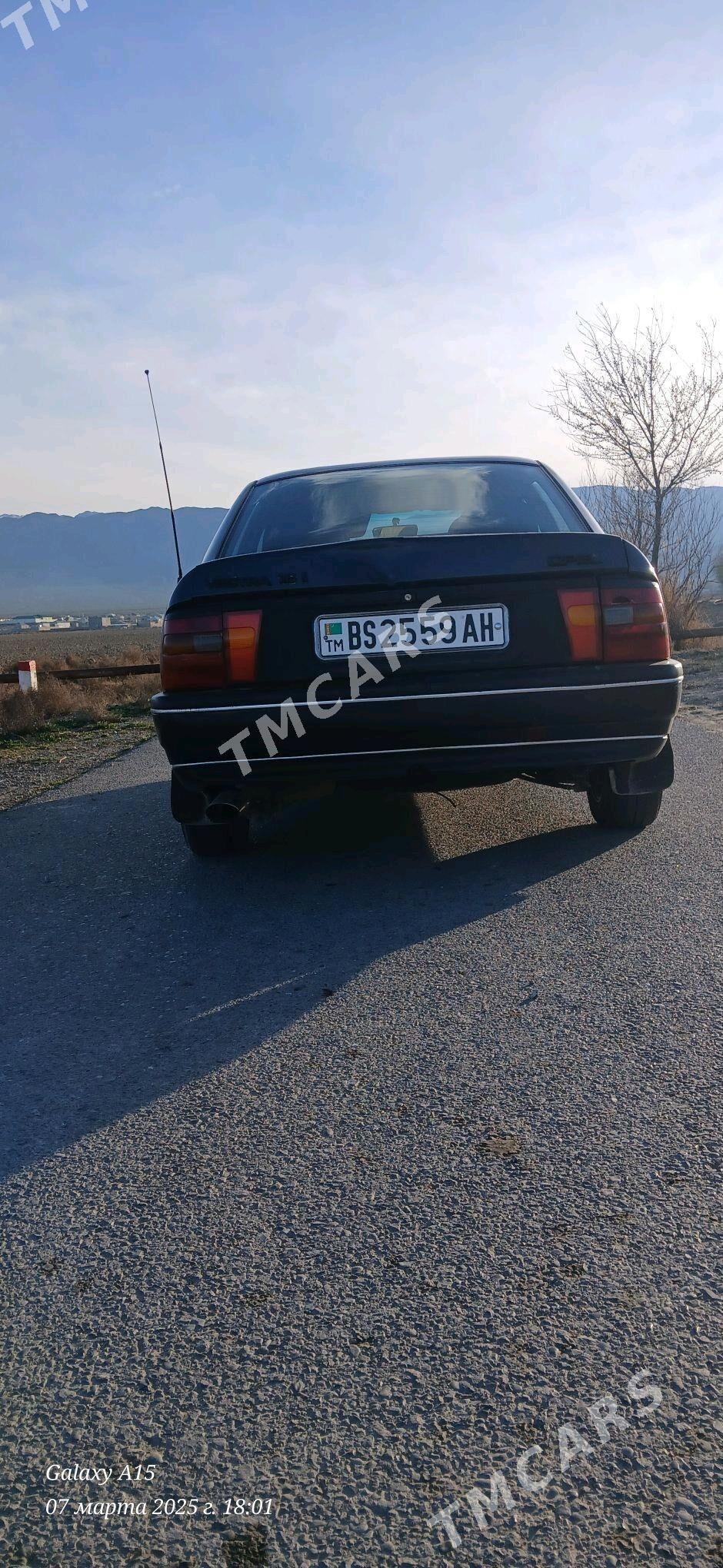 Opel Vectra 1991 - 30 000 TMT - Бахарден - img 2