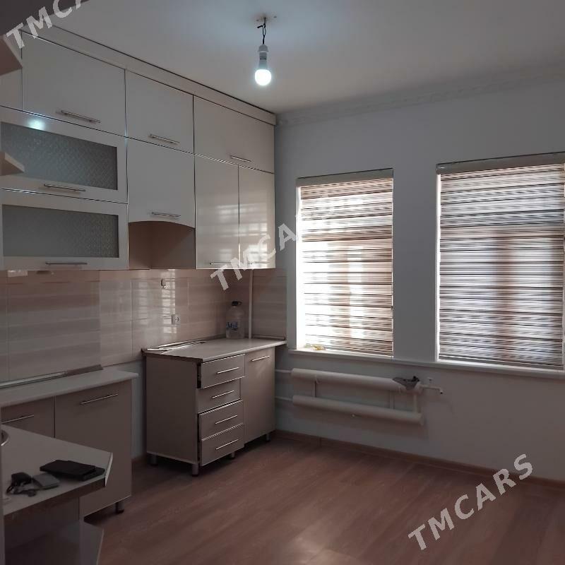 Новруз 1нжи этаж 3комнат 88м² - Daşoguz - img 10