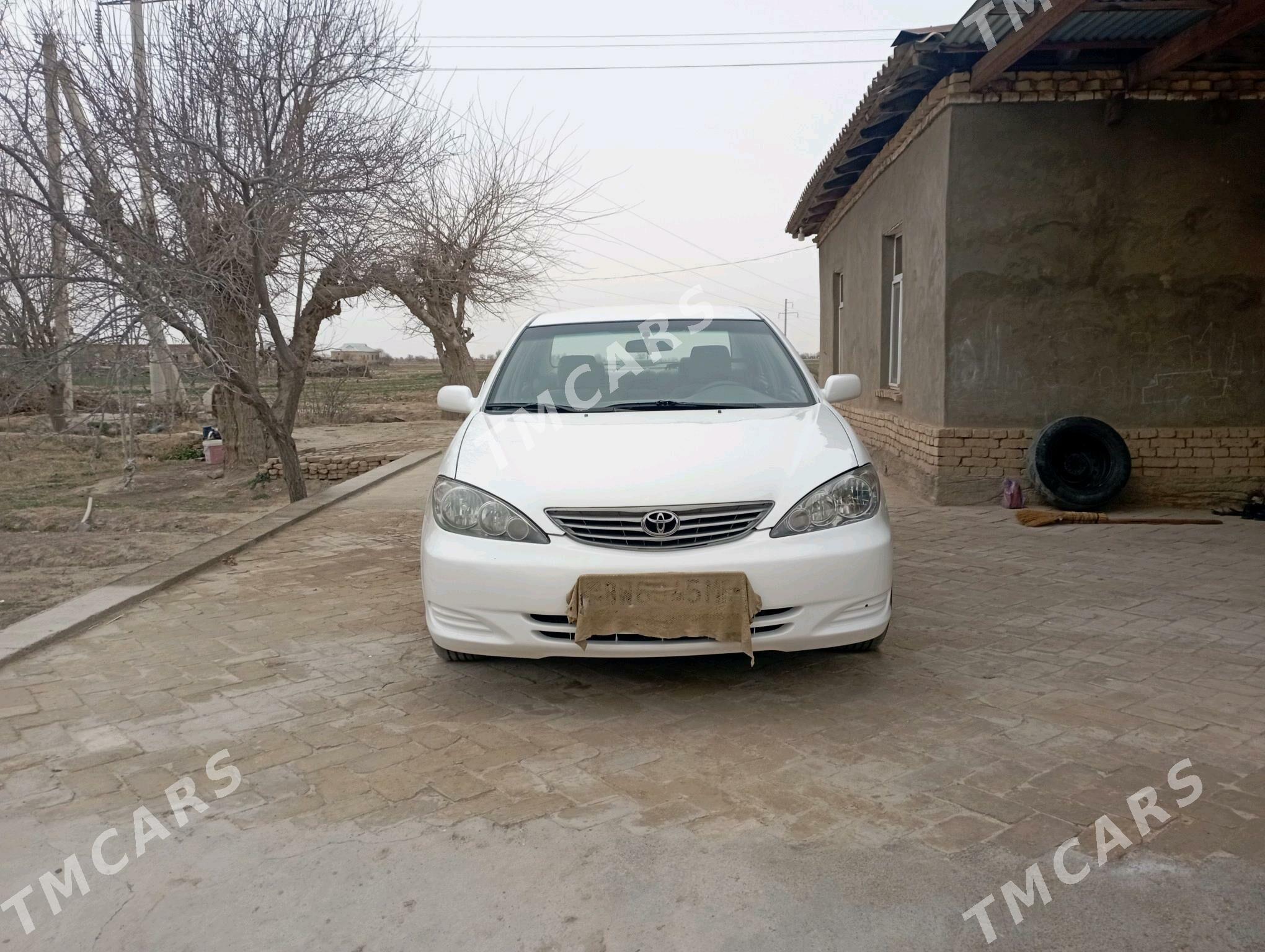 Toyota Camry 2002 - 125 000 TMT - Ёлётен - img 3