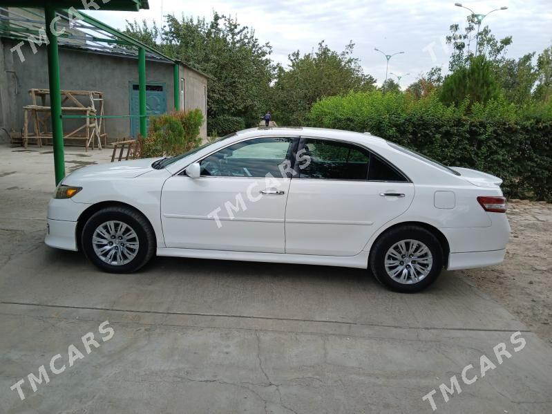 Toyota Camry 2010 - 170 000 TMT - Кёнеургенч - img 6