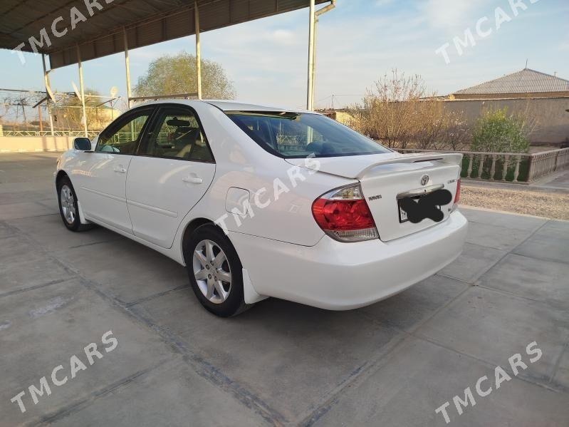 Toyota Camry 2004 - 175 000 TMT - Мары - img 3