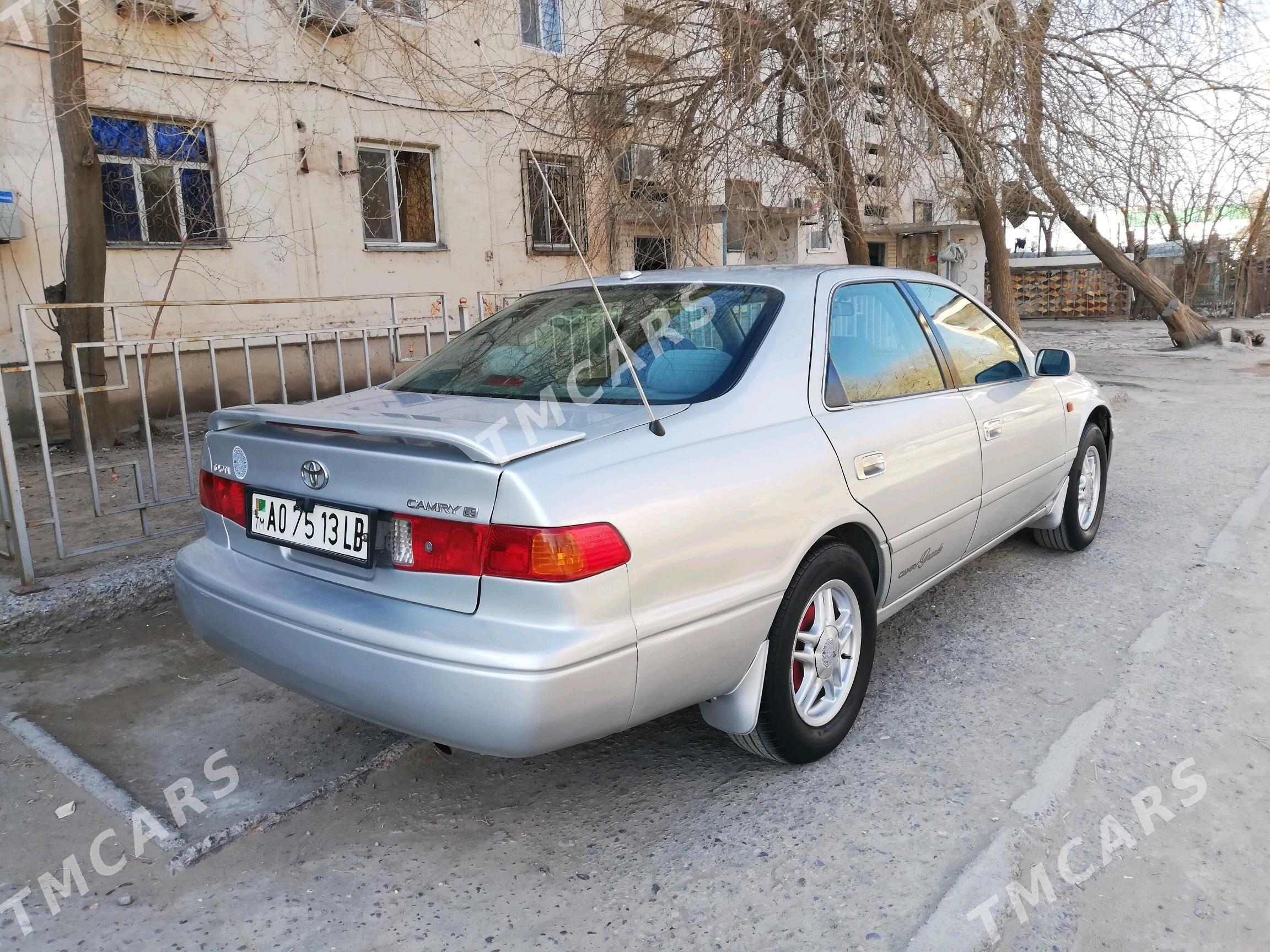 Toyota Camry 2000 - 113 000 TMT - Türkmenabat - img 3